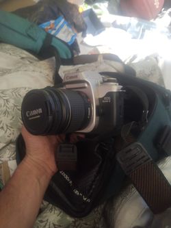 Cannon Eos Elan With Lens