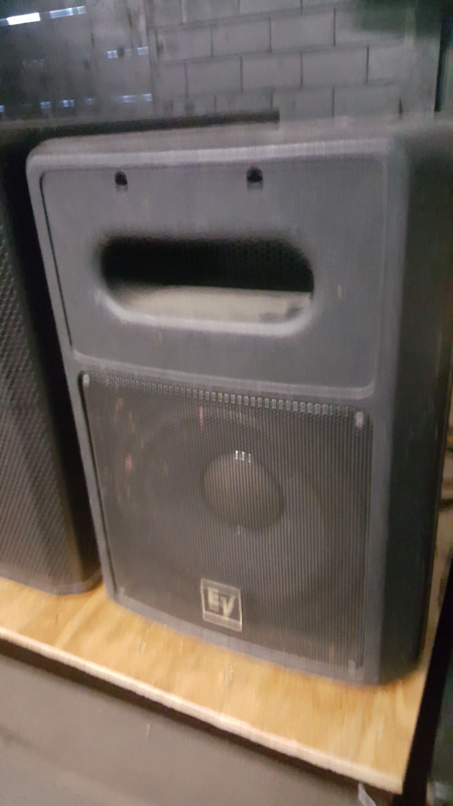 Electro-Voice EV Sb120a Active 12" PA Sub Subwoofer