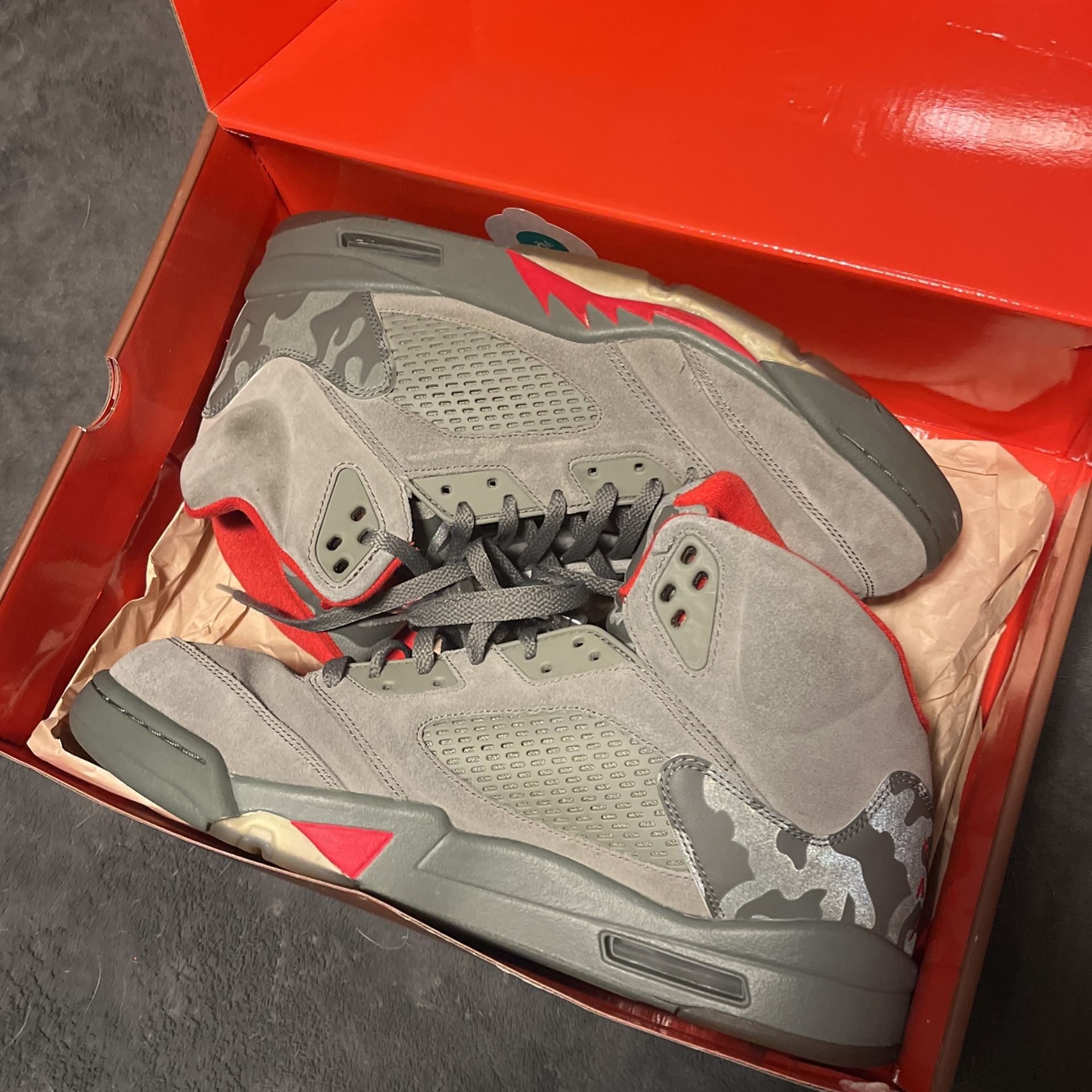 Retro Jordan 5 Camo