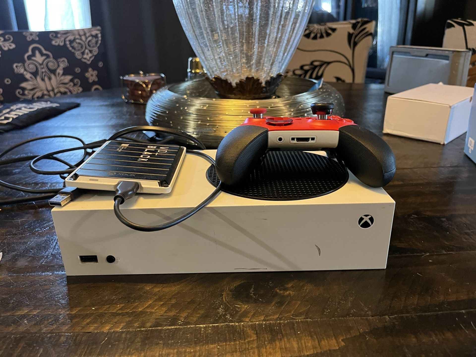 xbox series s with a 2 tb card and elite controller 