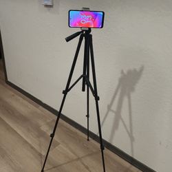 Tripod 50” Ubeesize 