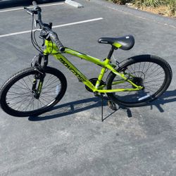 Mongoose Mountain Bike Like New