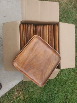 Mahogany Wood Plates