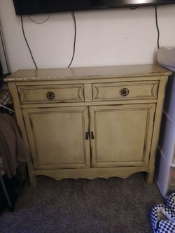Dresser