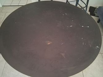 Kitchen table and two bar stools