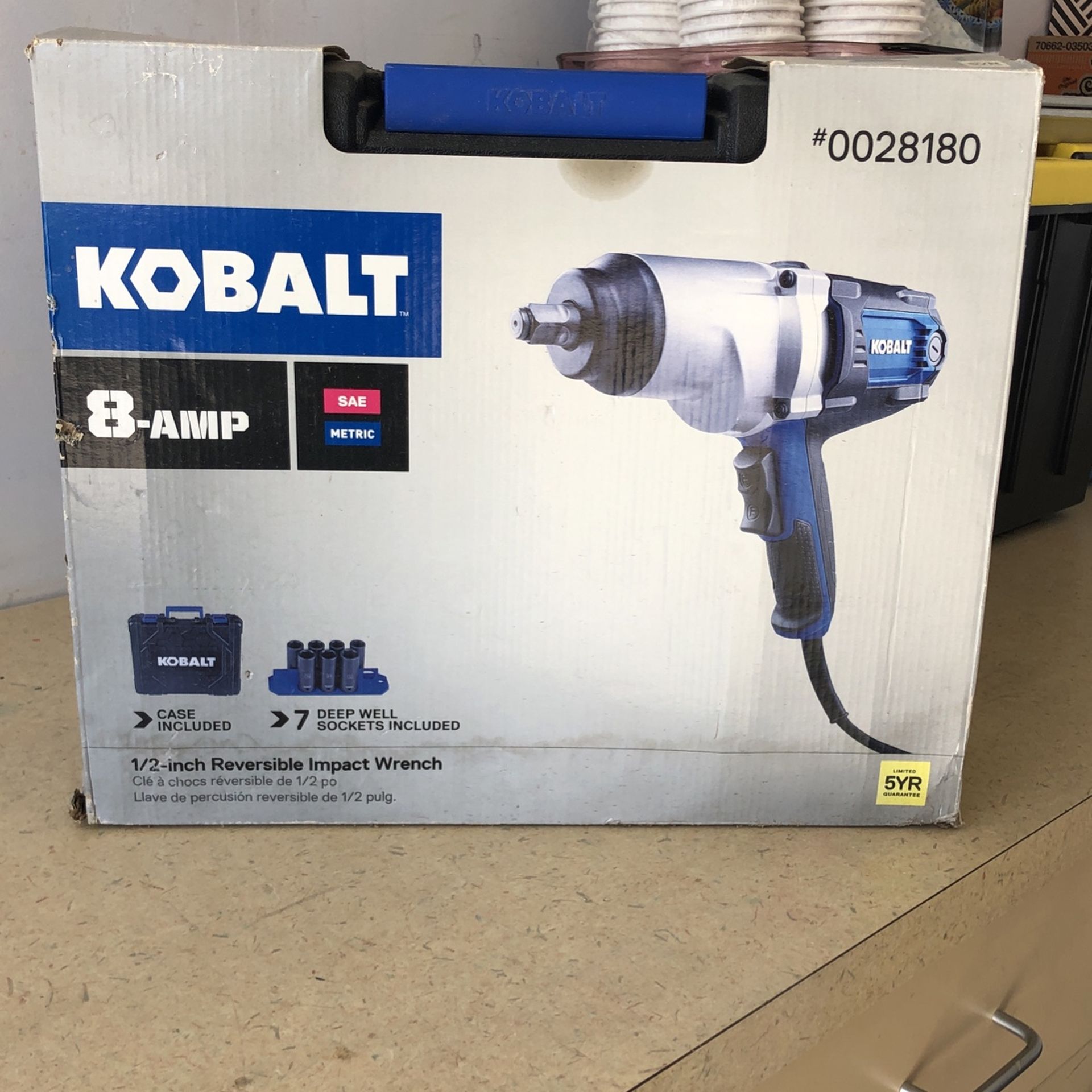 KOBALT 8 AMP 1 2 Inch Reversible Impact Wrench for Sale in Las