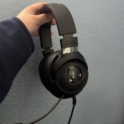 Razer Kraken V3 X and Razer Basilisk VS Hyperspeed X 