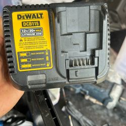 Dewall Charger 