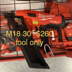 Milwaukee 30° Framing Nail Gun