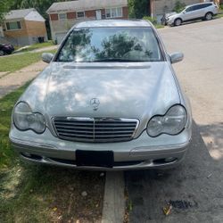 Mercedes Benz C320 