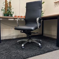 Executive Conference Chair