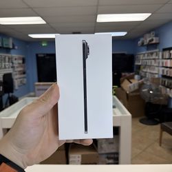 iPhone 17 Air 256GB – Latest Model, Ultra-Light Titanium, With Warranty, Brand New!