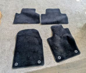 2018 jeep grand Cherokee/ Mopar carpet mats