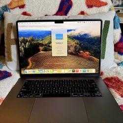 macbook air m2 15 inch