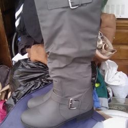 Brand New Women's Boots In Box