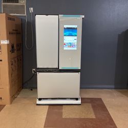 Brand New Bespoke Bottom Freezer Refrigerator Family Hub Refrigerator‼️‼️