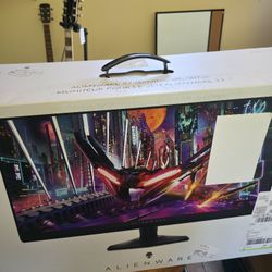 Alienware 27" QHD 1440p 180hz Gsync Freesync Gaming Monitor
