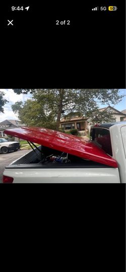 Nissan Titan bed cap