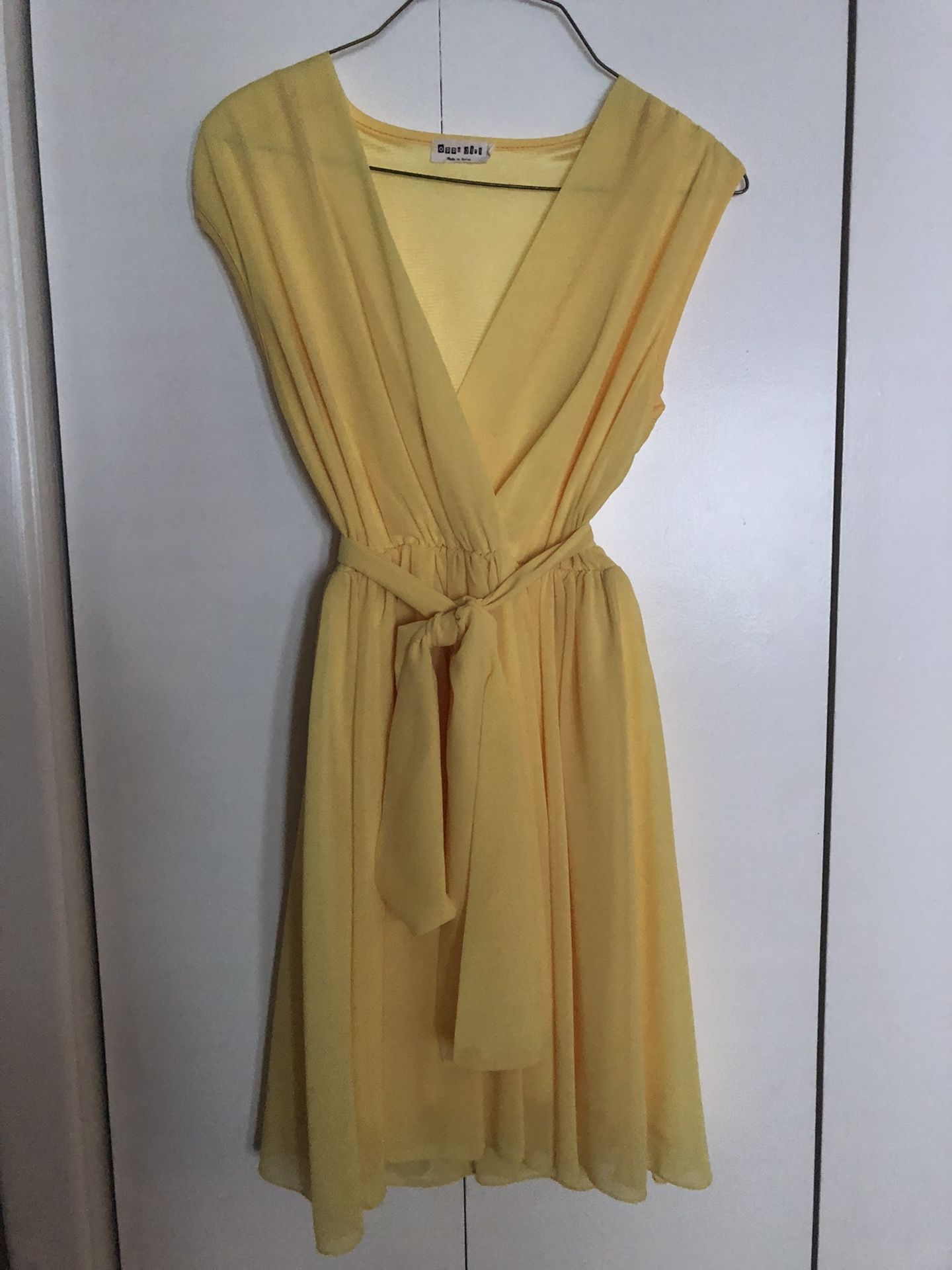 Yellow Dress Size M