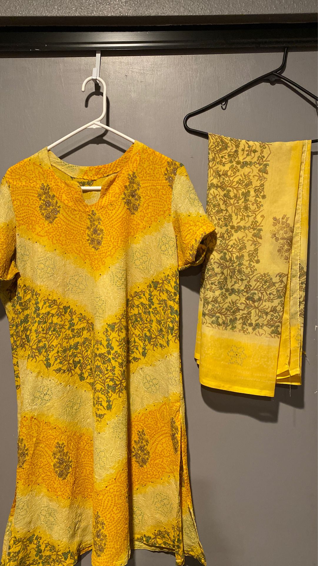 Indian cloths is like sizeXL.