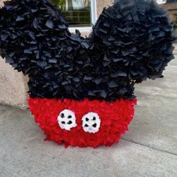 Micky Mouse Inspired Piñata 