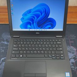 DELL LATITUDE 12” Display  E5270 2.4GHz I5-6200u 8GB 128GB SSD Windows 11 PRO
