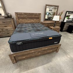 4 PC QUEEN BEDROOM SET 