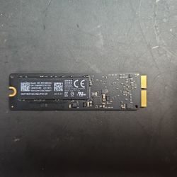 128GB APPLE SSD 