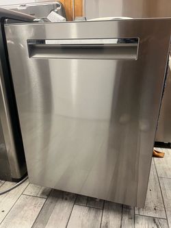 BOSCH STAINLESS STEEL DISHWASHER BRAND NEW OPEN BOX