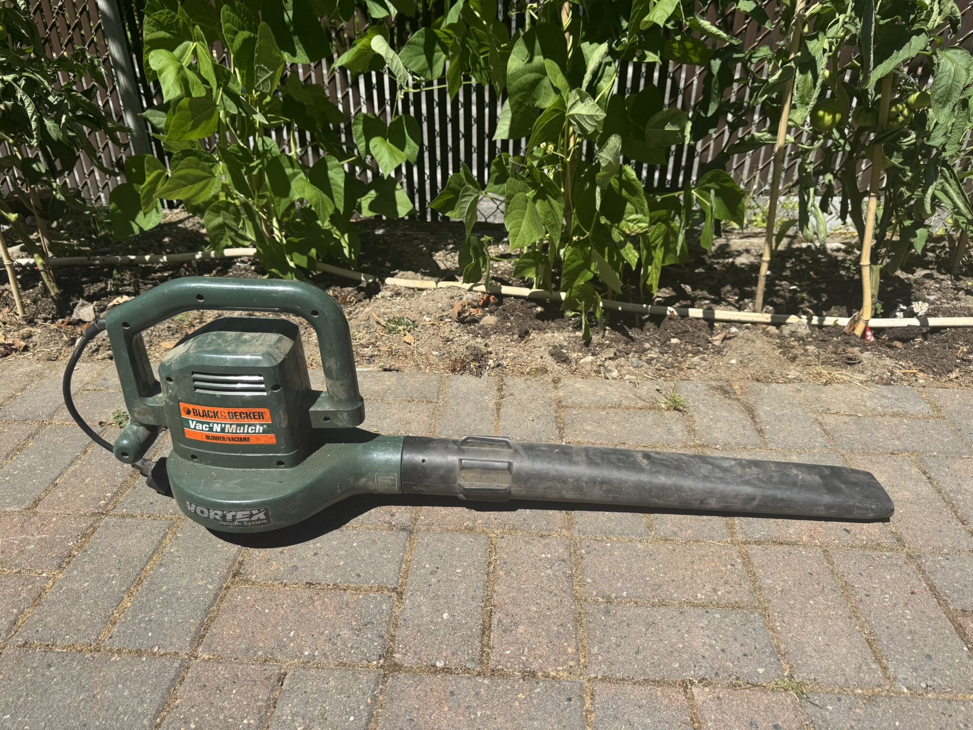 Vac āNā Mulch Blower