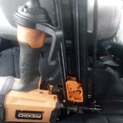 Ridgid 21 Degree Framing Nailer