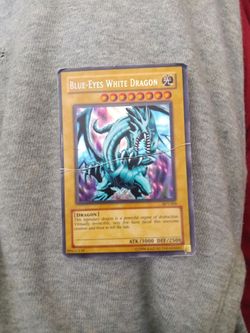 (Ultra Rare) Blue Eyes White Dragon, Yu-Gi-Oh Trading Card Game BPT-009