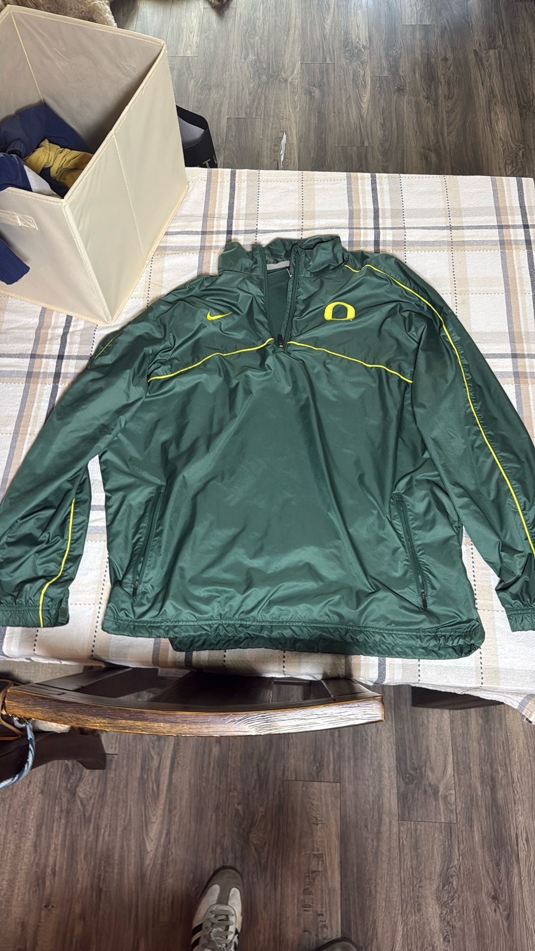 Nike Oregon Ducks Windbreaker Jacket Mens L Team Issued Green