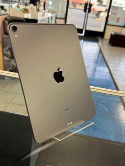 iPad Pro 11" 1st Gen 64GB WiFi Pre-owned