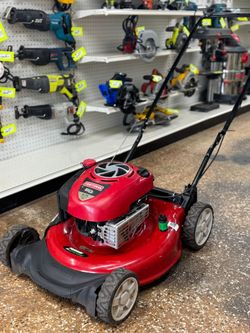 CRAFTSMAN GOLD M126 21'' 6.75HP GAS-POWERED LAWN MOWER USED