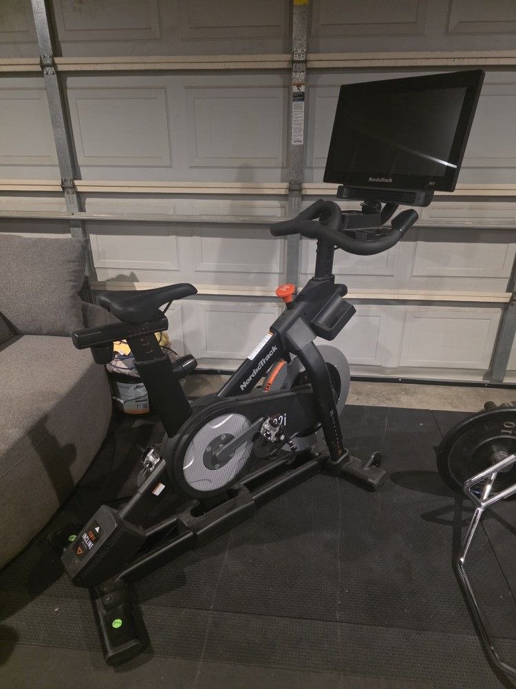 S22i Spin Bike Not Working