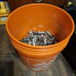 SOCKETS,  OVER 100LBS MIXED BRANDS.  ALL 3 DRIVES, METRIC,  SAE,  DEEP,  12PT, 6PT