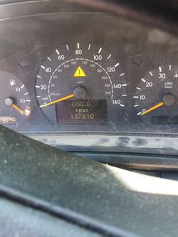 2000 Mercedes-Benz CLK-Class