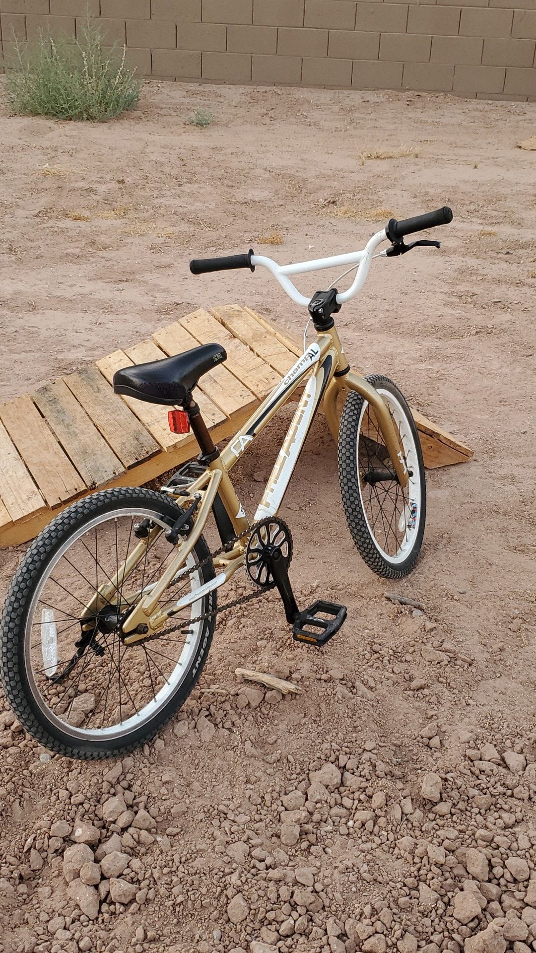 Free Agent Champ Al bmx bike 🚲 great condition jr bike 20×1.75
