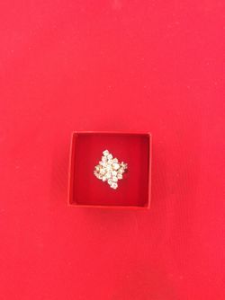 Lady’s Ring Cluster