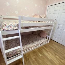 Max & Lily Twin Over Twin Low Bunk Bed with Ladder
