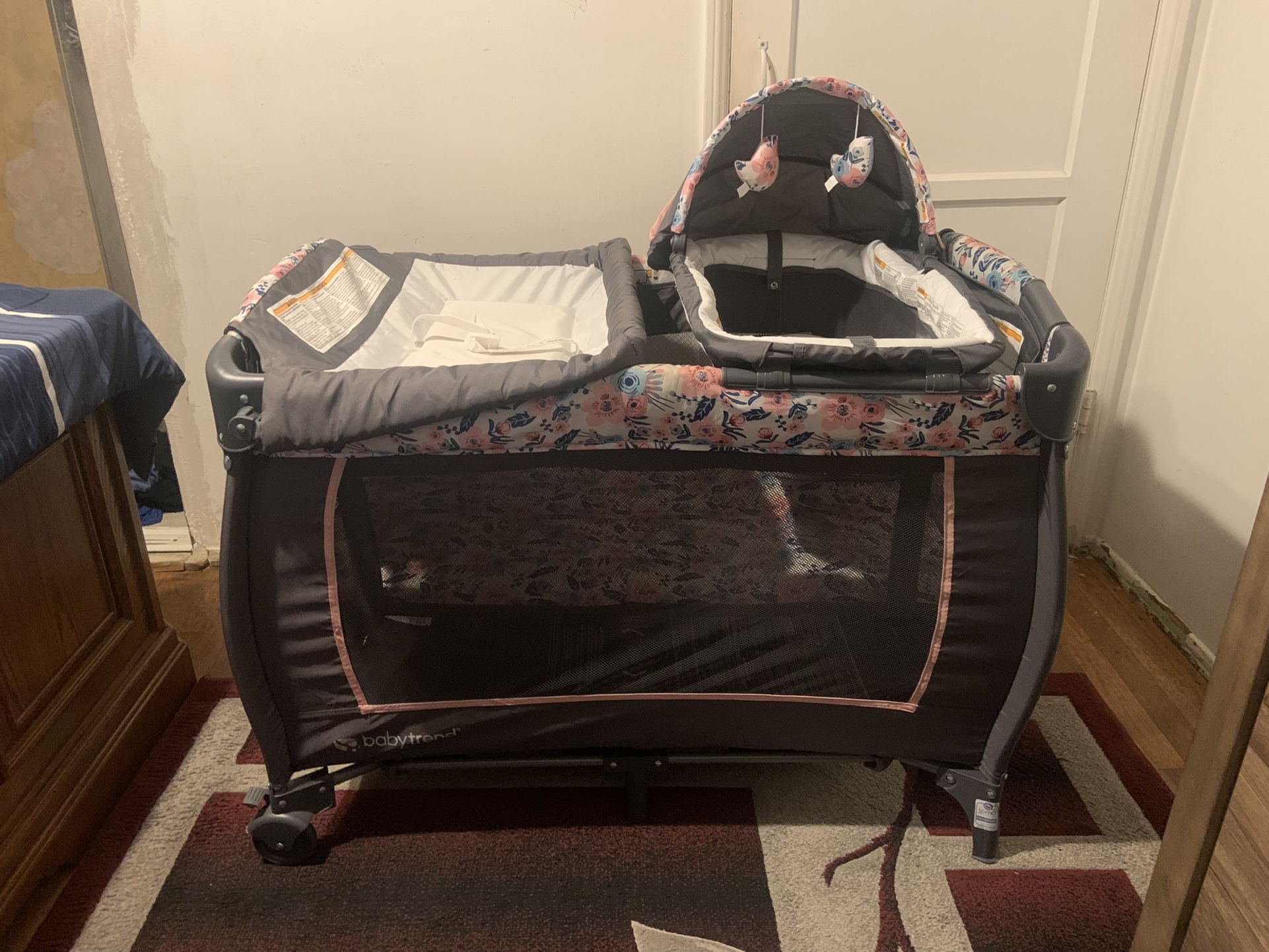 Babytrend Pack N Play 