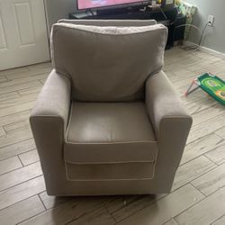 Free Rocking chair