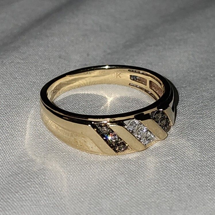 Men's 1/3 CT. T.W. Champagne and White Diamond Slant Ring in 10K Gold