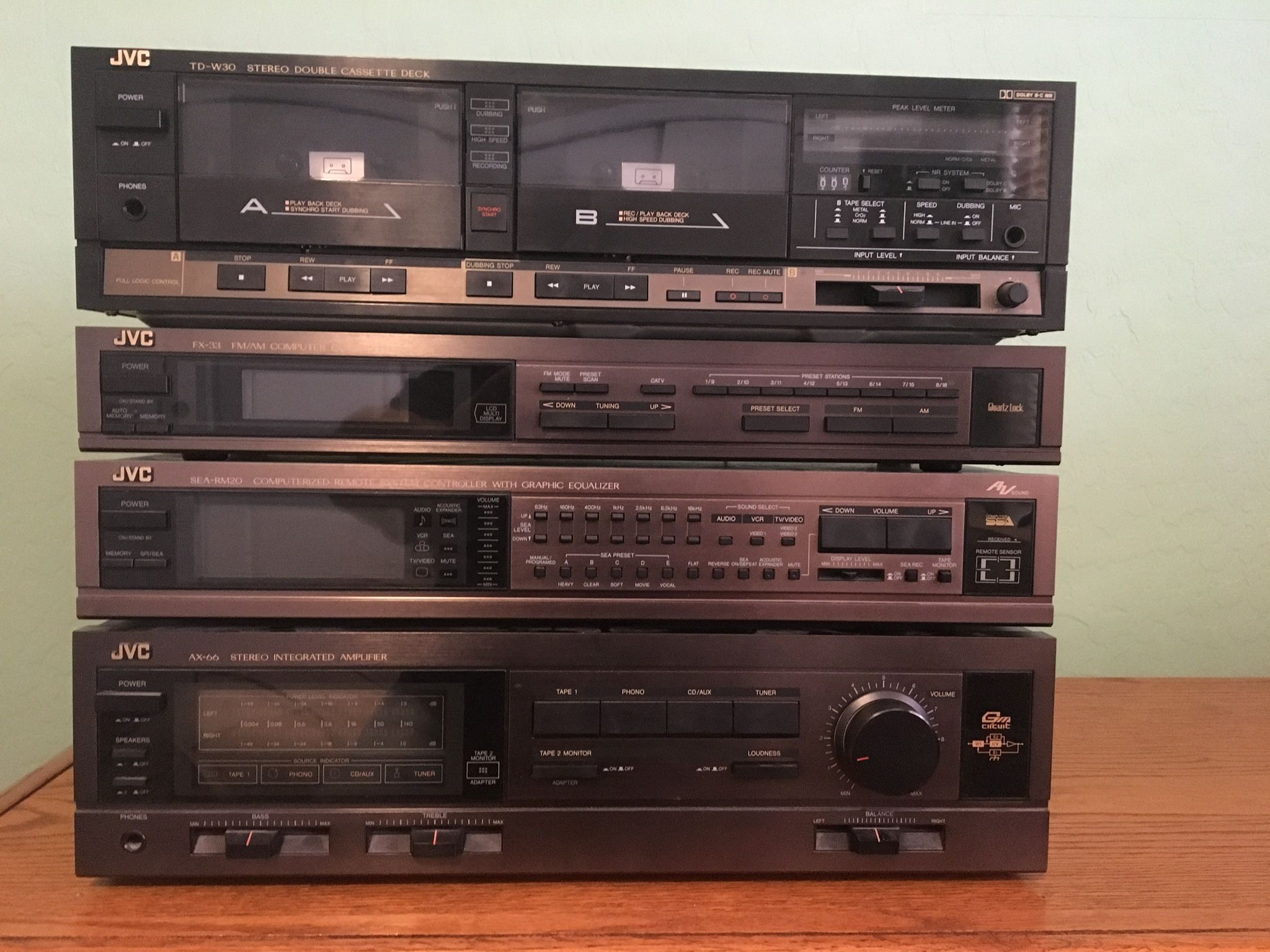 JVC Stackable Stereo