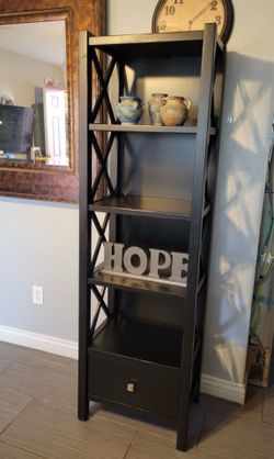 NICE BLACK WOODEN SHELF
