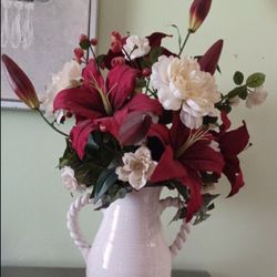 Beautiful  Artificial  Flower Vase Arrangement