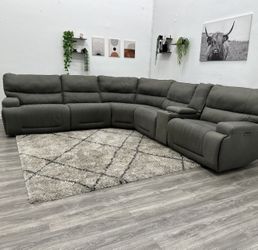 Gray Electric Reclining Sectional- Free Delivery 🚚 