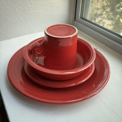 Fiesta 4 Piece Set Scarlet