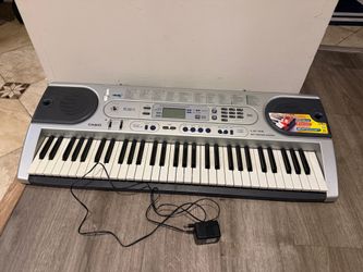 Casio LK-45 Electronic Keyboard  Key Lighting System Tested And Works